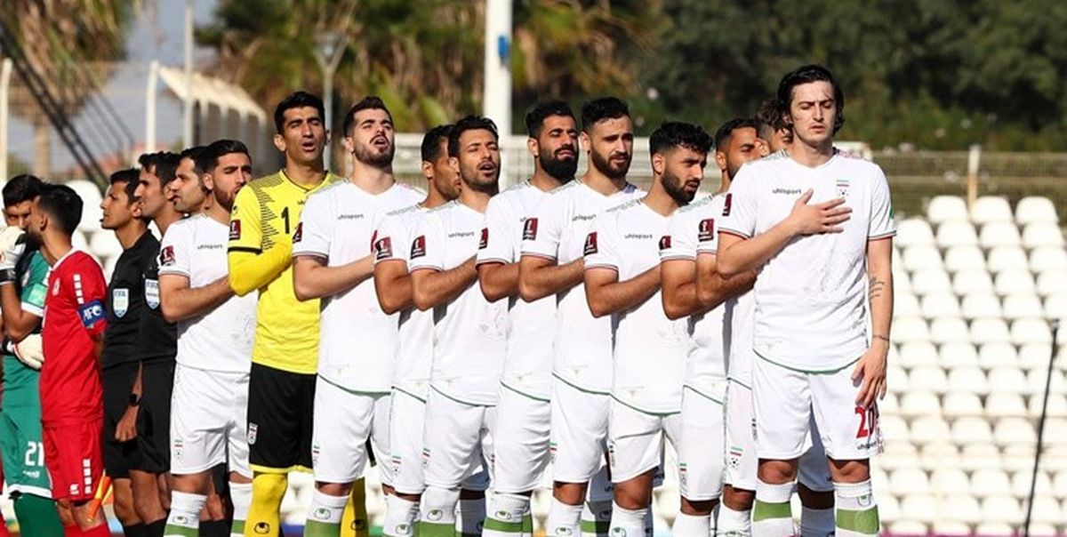 اقدام مشترک اعتراضی بازیکنان تیم ملی و حمله به فدراسیون