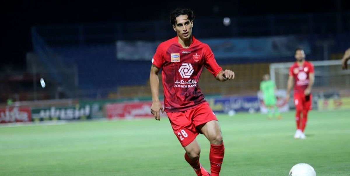 محمد نادری در پرسپولیس میماند؟