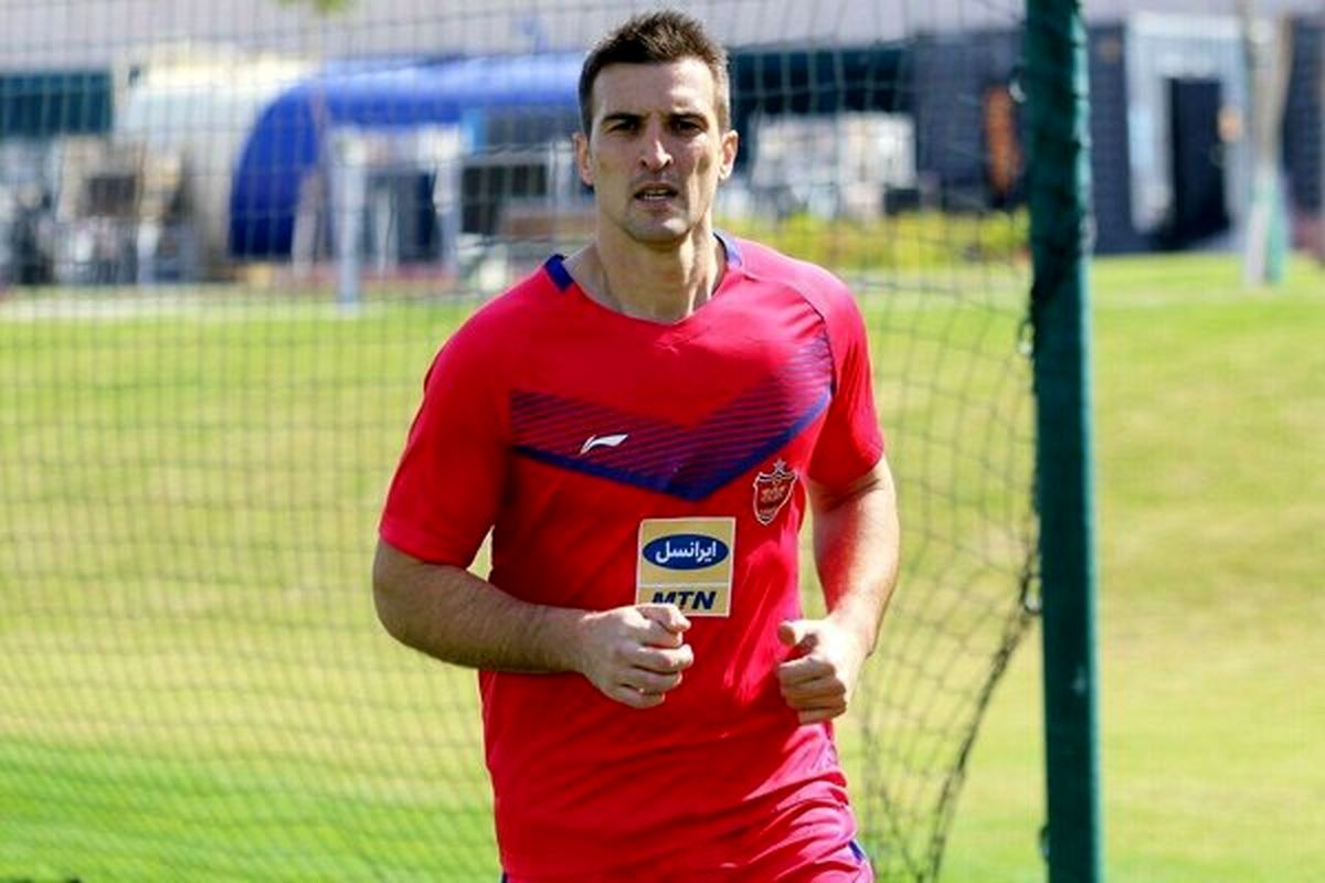 تلاش بیثمر پرسپولیس ها برای تخفیف گرفتن از بودیمیر