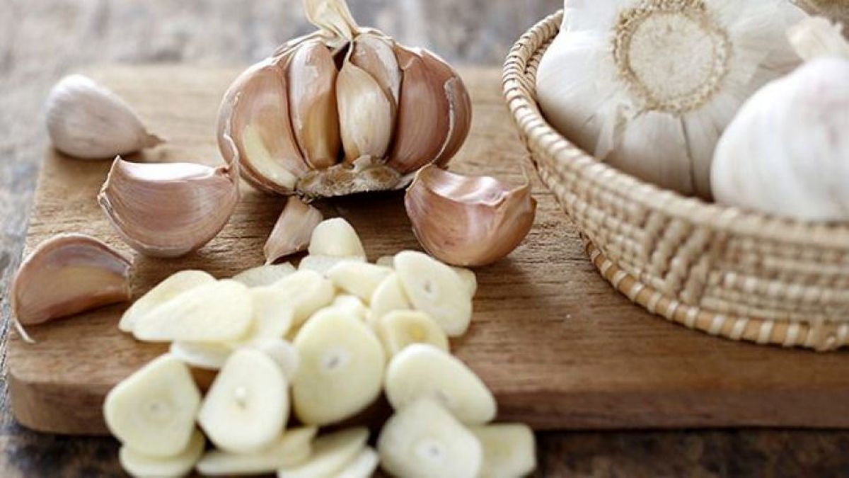 فواید خارق العاده مصرف روزانه سیر برای سلامتی