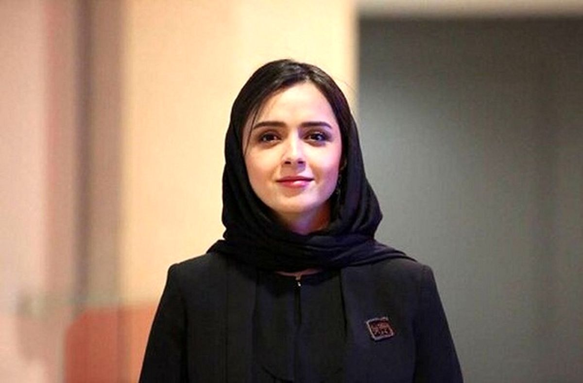 حجاب منشوری ترانه علیدوستی در خیابان معروف تهران| عاشقانه های ترانه در کنار دخترش